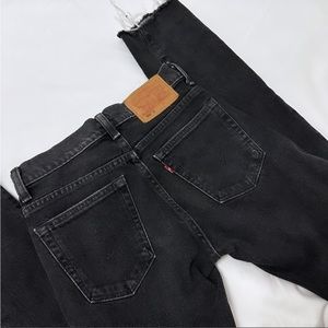Levi’s 505 | straight leg denim cut off jeans